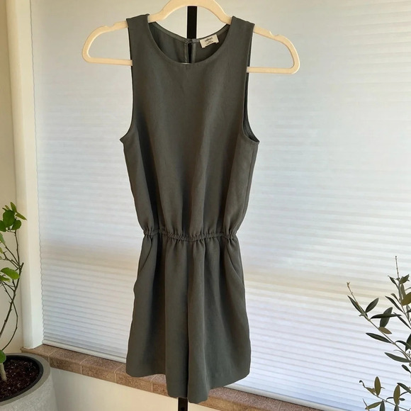 Wilfred Rive Cinched Waist Romper Sage Green XXS Spring Summer Contemporary Chic - Picture 1 of 4